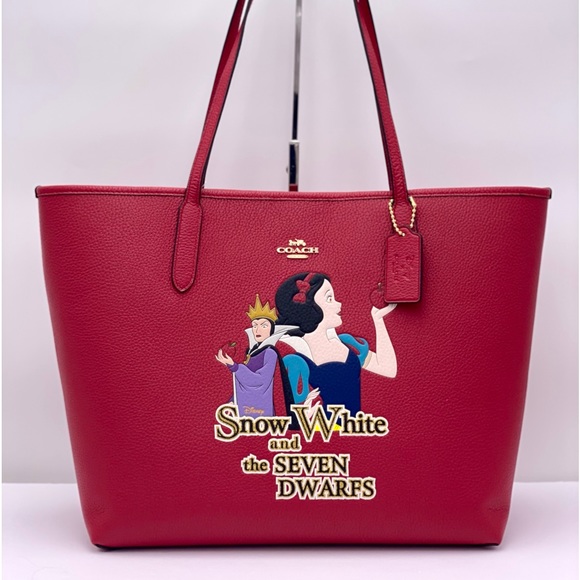 Coach Disney X Coach City
Tote with Signature Canvas Inside - Picture 2 of 12